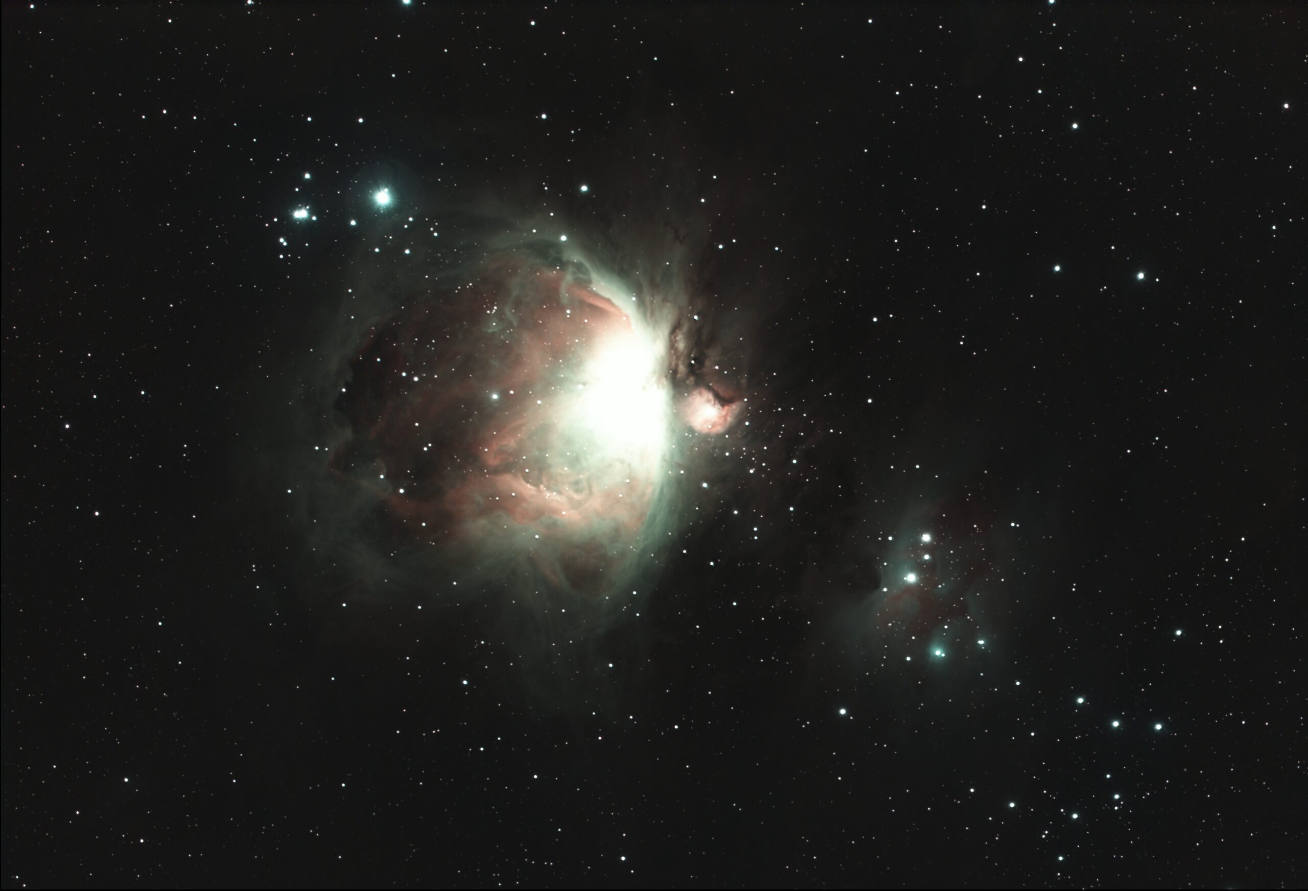 M42, la Nebulosa di Orione, ripresa con filtro SVBONY SV240 e composizione HDR di pose da 2 e da 15 secondi.