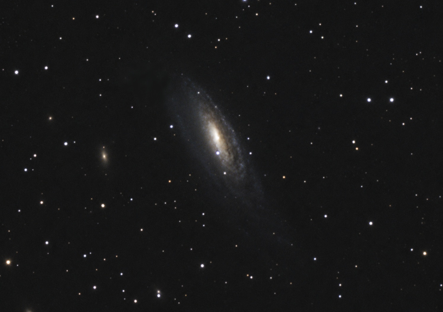 NGC 7331 con SN2026aaiv dopo la calibrazione con flat, bias e dark: le ombre della polvere sono scomparse.
